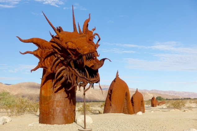 Galleta Meadows, metal sculpture, dragon, Borrego Springs, California/USA